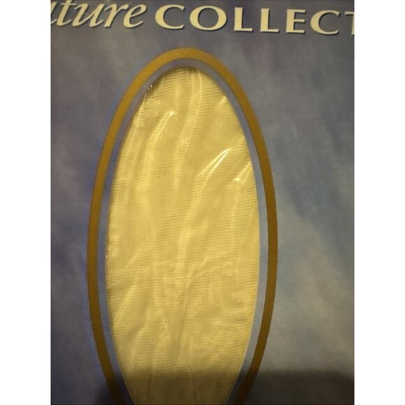 Levante Bridal Signature Ambition Tights Size: Small  Color: Panna - Picture 5 of 7